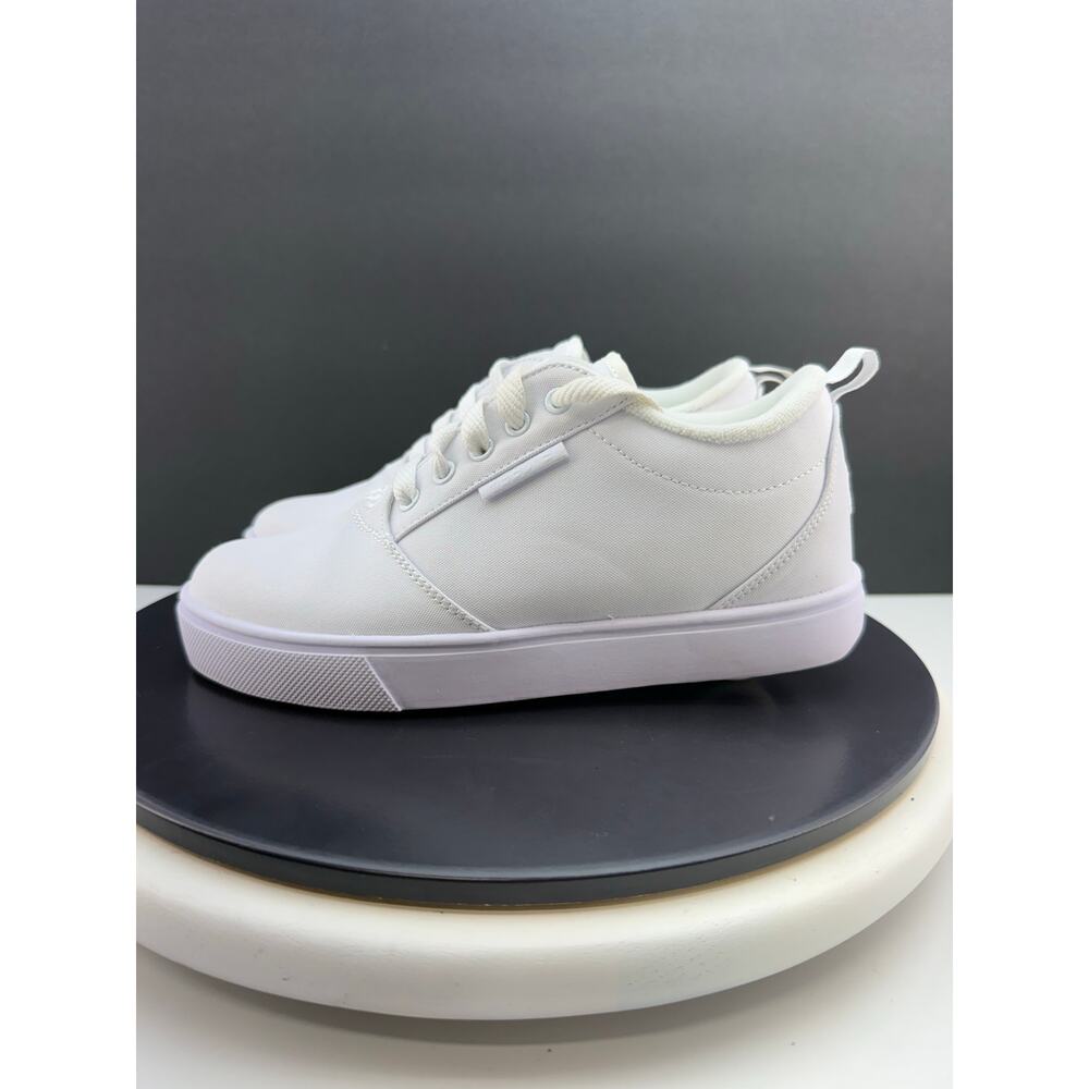 Heelys Pro 20 Unisex Kids Size 4 Youth Skate Shoes Triple White Wheels Sneakers